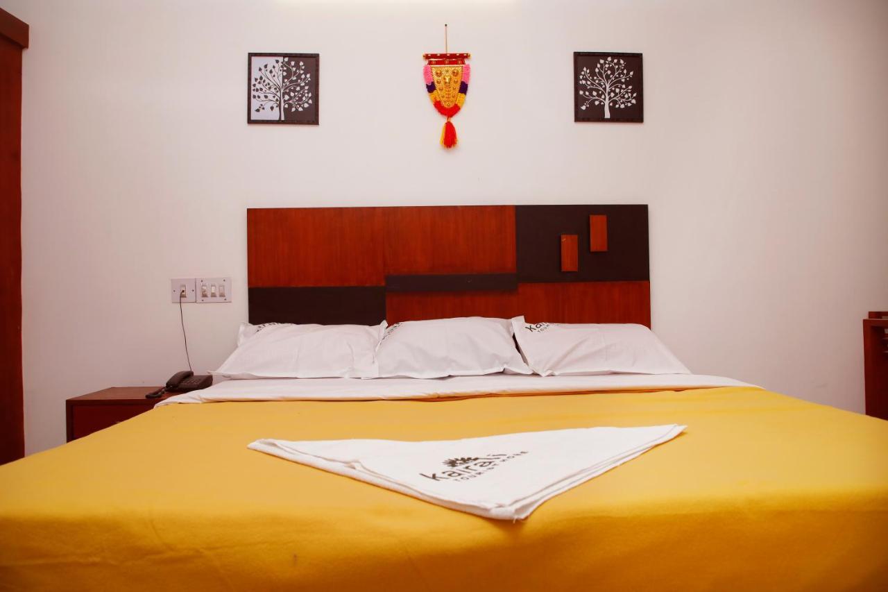 Kairali Tourist Home Ґуруваюр Екстер'єр фото
